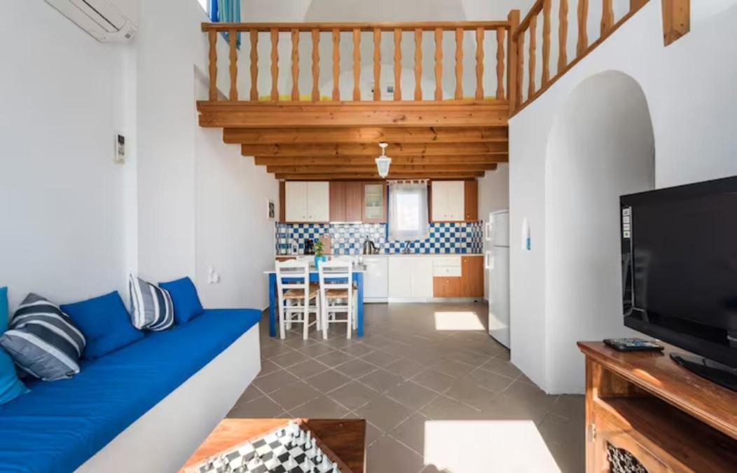 Santorini Traditional Suites Vóthon Exterior foto